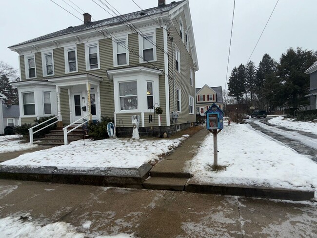 36 2nd St in North Andover, MA - Building Photo - Building Photo