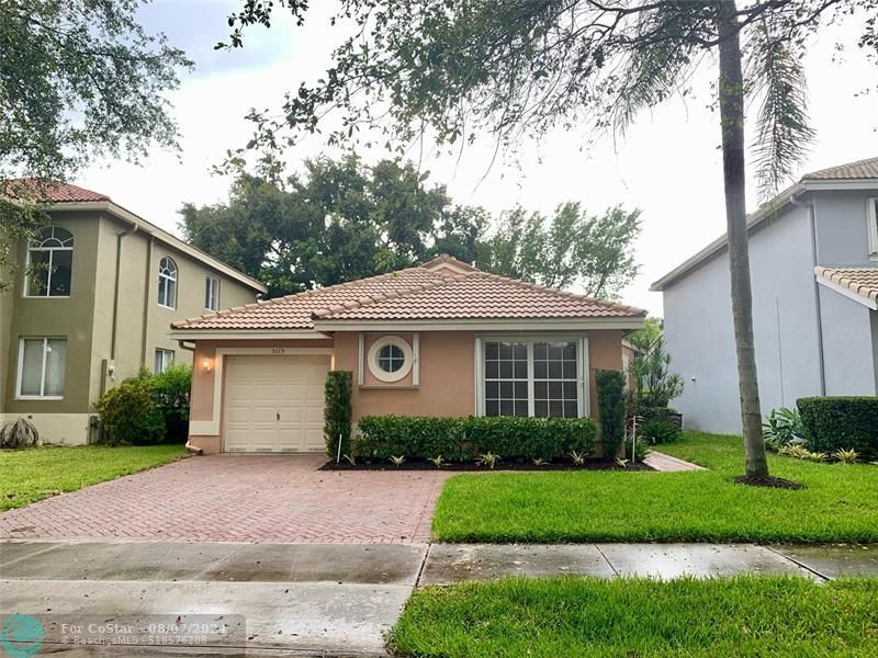 5115 Heron Ct in Coconut Creek, FL - Foto de edificio