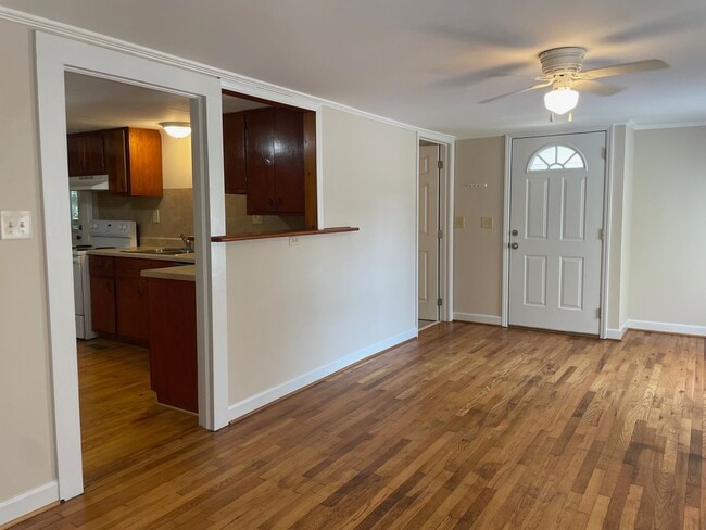 5027 US-64 in Franklinville, NC - Building Photo - Building Photo