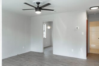 2009 Broad St in Augusta, GA - Building Photo - Building Photo