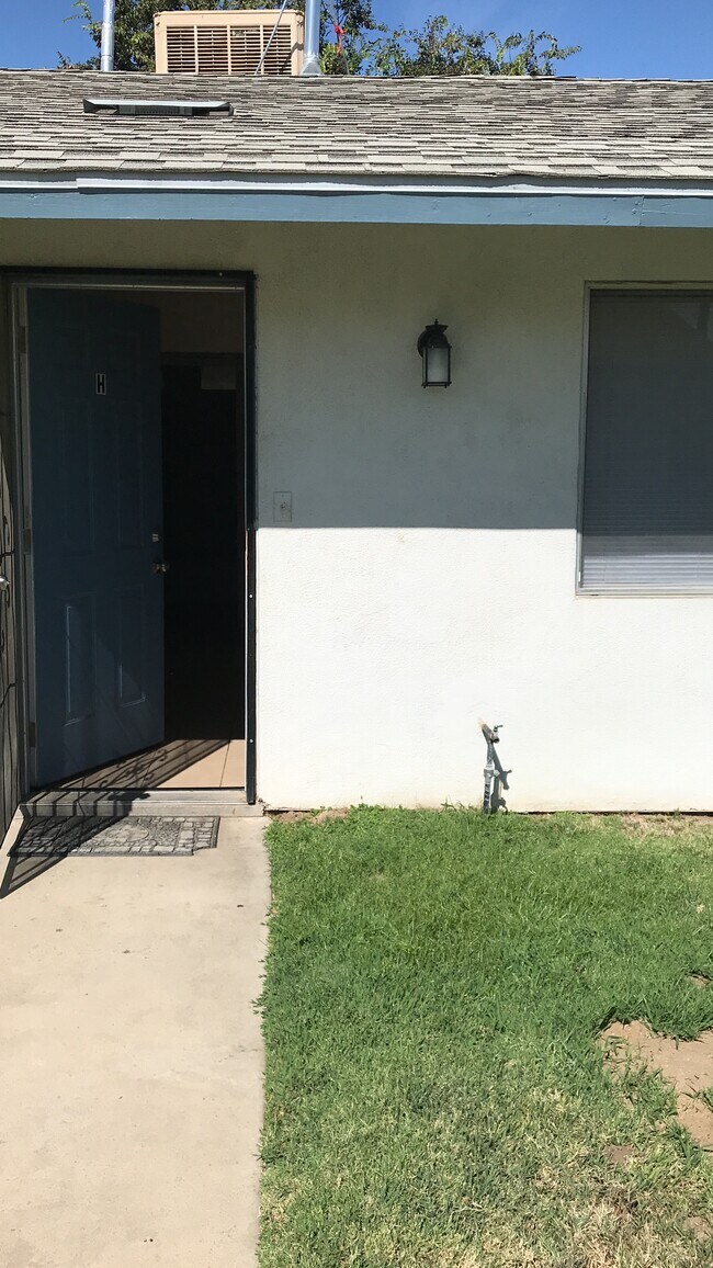 109 Beardsley Ave Apartments and Nearby Bakersfield Apartments For Rent