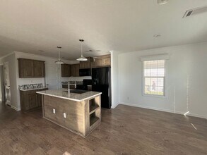 171 Eland Dr in North Fort Myers, FL - Building Photo - Building Photo