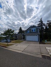 2319 Seringa Ave in Bremerton, WA - Building Photo - Building Photo