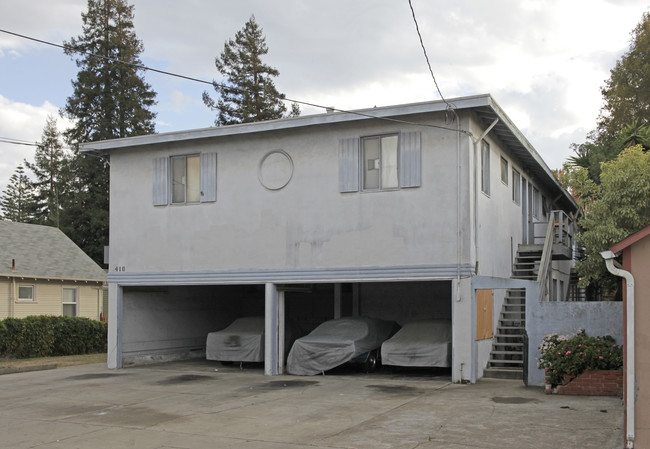 410 Santa Clara Ave in Alameda, CA - Foto de edificio - Building Photo