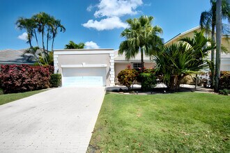 7988 Travelers Tree Dr in Boca Raton, FL - Building Photo - Building Photo