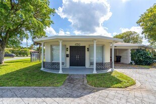 4700 NE 21st Ave in Fort Lauderdale, FL - Building Photo