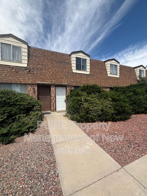property at 2814 Parque De Oeste Dr