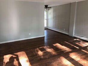 3130 James St in Madison, WI - Building Photo - Building Photo