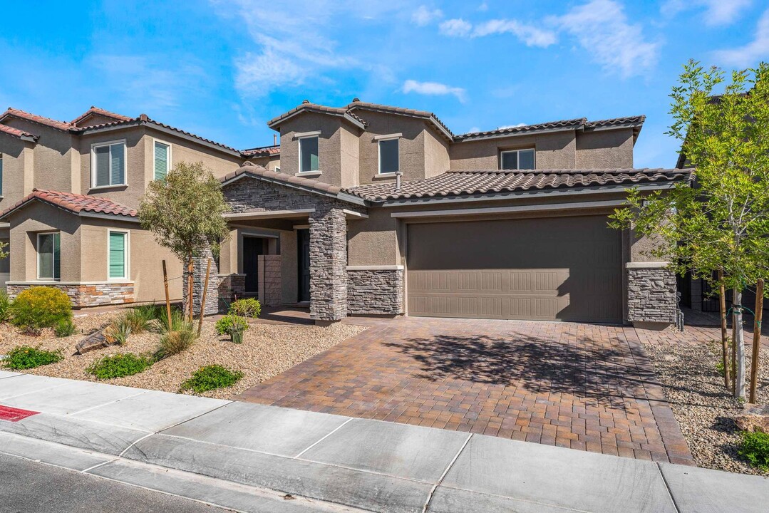 4436 Panoramic View Ave in North Las Vegas, NV - Building Photo