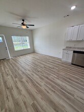409 Carter Rd in Walthourville, GA - Building Photo - Building Photo