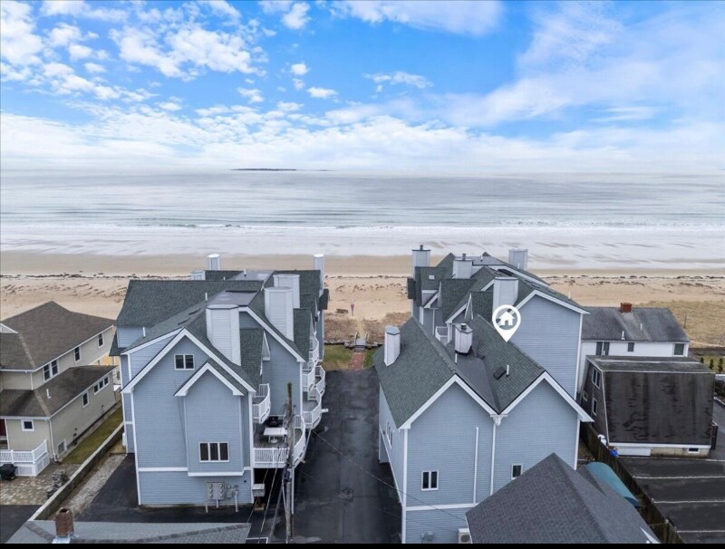 1 Saunders Ave in Old Orchard Beach, ME - Building Photo