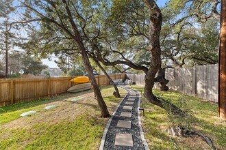 3145 Chisholm Trail in Austin, TX - Building Photo - Building Photo