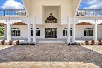4610 SW 178th Ave in Southwest Ranches, FL - Building Photo - Building Photo