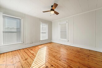 42-44 Saratoga Ave, Unit 2W in Mechanicville, NY - Building Photo - Building Photo