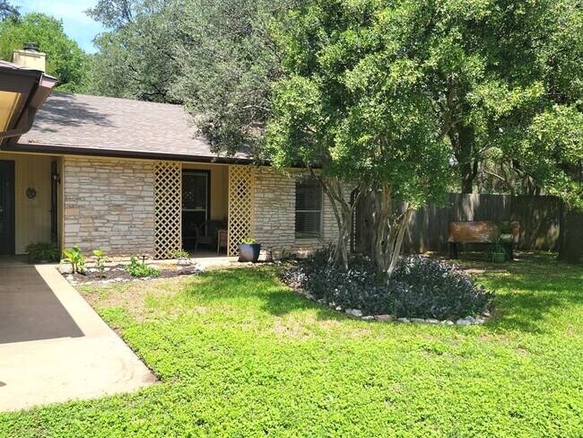 6904 Argonne Forest Cove in Austin, TX - Building Photo - Building Photo