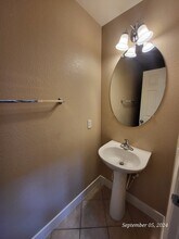 1041 Big Oak Flat Ct in Las Vegas, NV - Building Photo - Building Photo