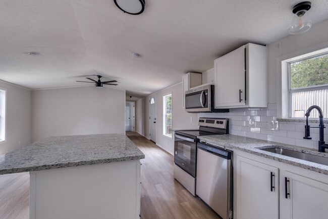 property at 89 Harbor Dr