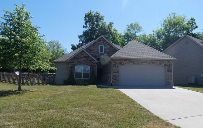 property at 1004 Louisville Dr
