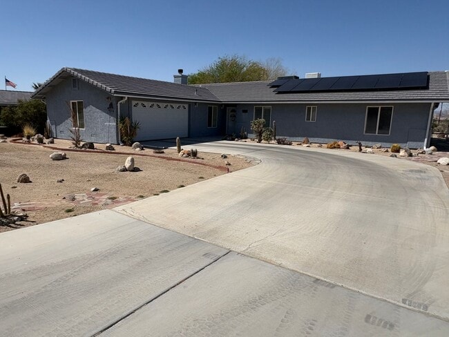 74404 Pinon Dr in Twentynine Palms, CA - Building Photo - Building Photo