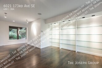 6021 173rd Ave SE in Bellevue, WA - Building Photo - Building Photo