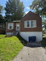 2516 Tyrell Dr in Jennings, MO - Building Photo