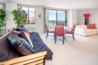 5000 Boardwalk in Ventnor City, NJ - Building Photo - Building Photo