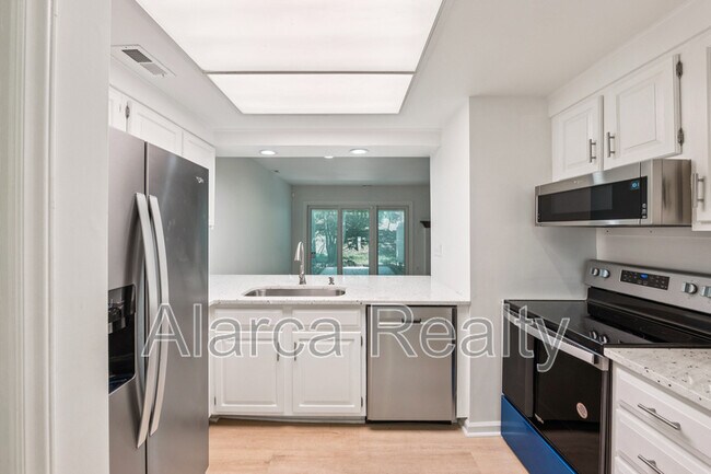 2756 Tiergarten Ln in Charlotte, NC - Building Photo - Building Photo