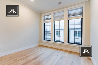 159 Everett St in Boston, MA - Foto de edificio - Building Photo