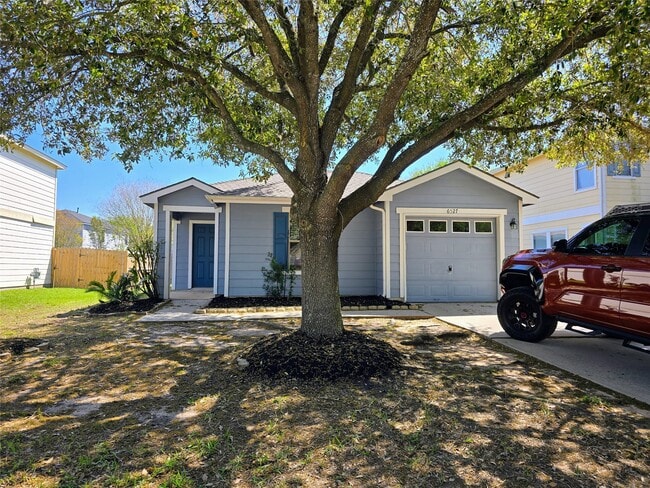 6527 Fairbrook Park Ln