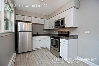 10427 Longwood Ln-Unit -6 in Oak Lawn, IL - Building Photo - Building Photo