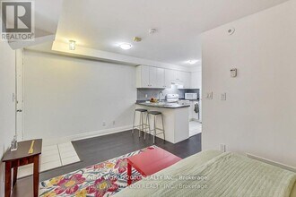 415-415 Jarvis St in Toronto, ON - Building Photo - Building Photo
