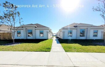 5709 Sandpiper Ave in Palmhurst, TX - Building Photo - Building Photo