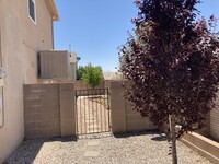 12420 Rainier Way NE in Albuquerque, NM - Foto de edificio - Building Photo