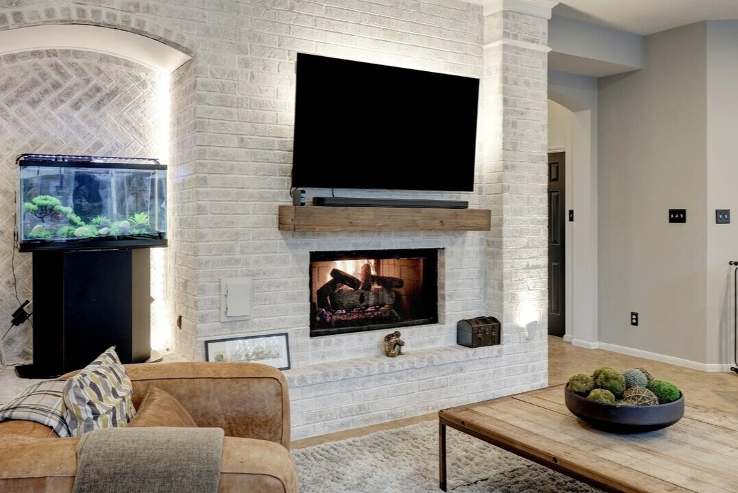 7807 Allegro Dr in Houston, TX - Building Photo