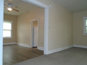 1810 Leavenworth St in Manhattan, KS - Building Photo - Building Photo