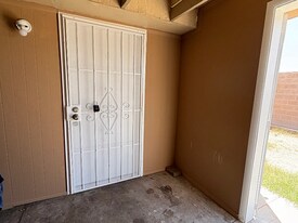 1089 W Schafer Dr in Tucson, AZ - Building Photo