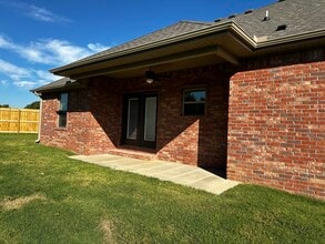 831 Pinnacle St in Prairie Grove, AR - Building Photo - Building Photo