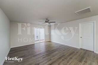 388 Hollingswood Dr in Statesville, NC - Building Photo - Building Photo