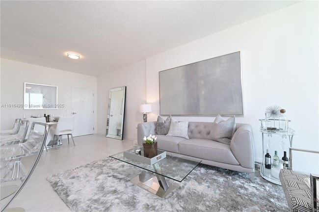 514 SW 22nd Ave in Miami, FL - Building Photo - Building Photo