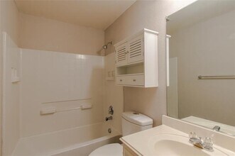 1140 Victory Bells Dr in Haslet, TX - Building Photo - Building Photo