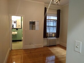 259 Beacon St, Unit #12 in Boston, MA - Building Photo - Building Photo