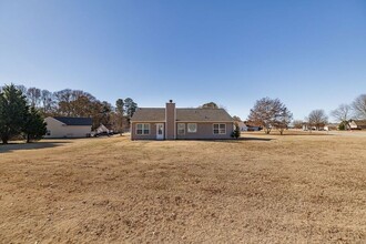 400 Welsh Cir in Bethlehem, GA - Building Photo - Building Photo