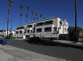 4574 Finley Ave in Los Angeles, CA - Building Photo