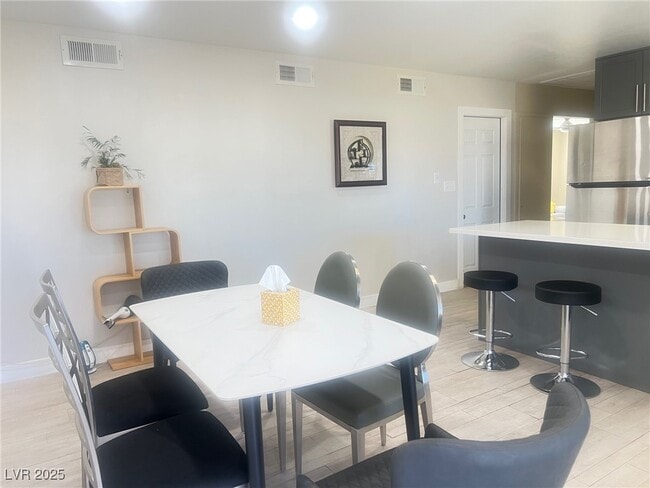 property at 4194 Greenpoint St