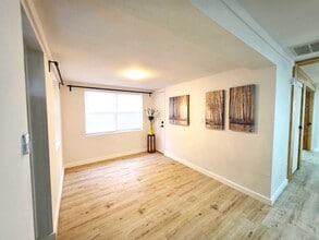 1818 10th Ave in Vero Beach, FL - Building Photo - Building Photo