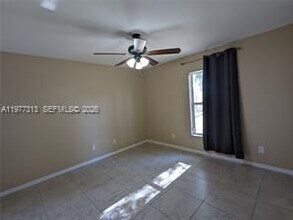 4438 SW Athena Dr in Port St. Lucie, FL - Foto de edificio - Building Photo