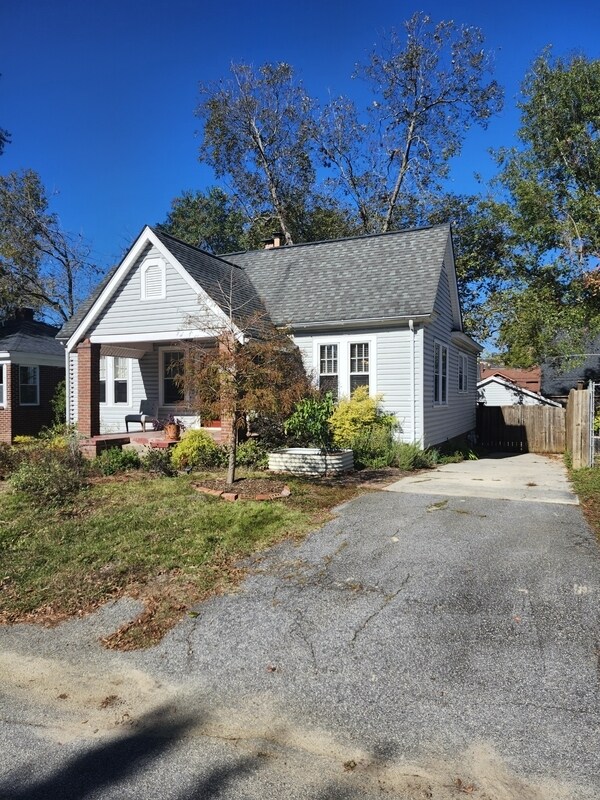 1021 Maxcy St in Columbia, SC - Foto de edificio - Building Photo