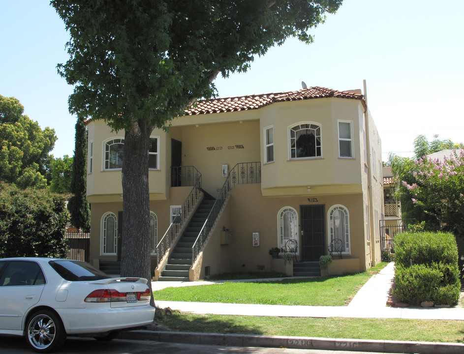 2216-2224 1/2 Eucalyptus in Long Beach, CA - Building Photo