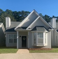307 Summercreek Cove in Thomasville, GA - Building Photo
