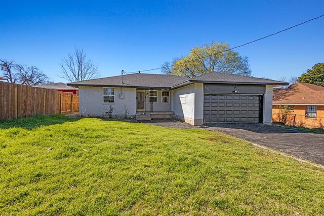 property at 1116 Oxbow Ln